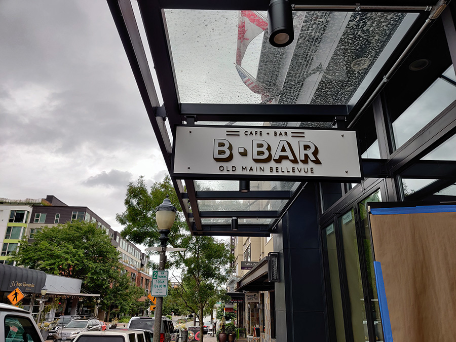 B-Bar Cafe & Lounge | Bellevue.com